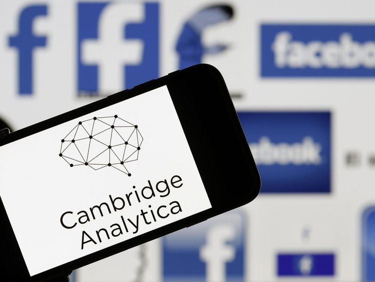 Facebook създаде отдел за борба с намесата в избори
