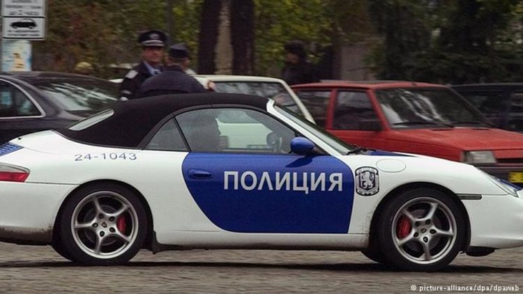 Има много честни и отдадени полицаи, но…
