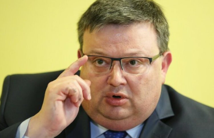 Цацаров: Не съм „прокурорът на Борисов“