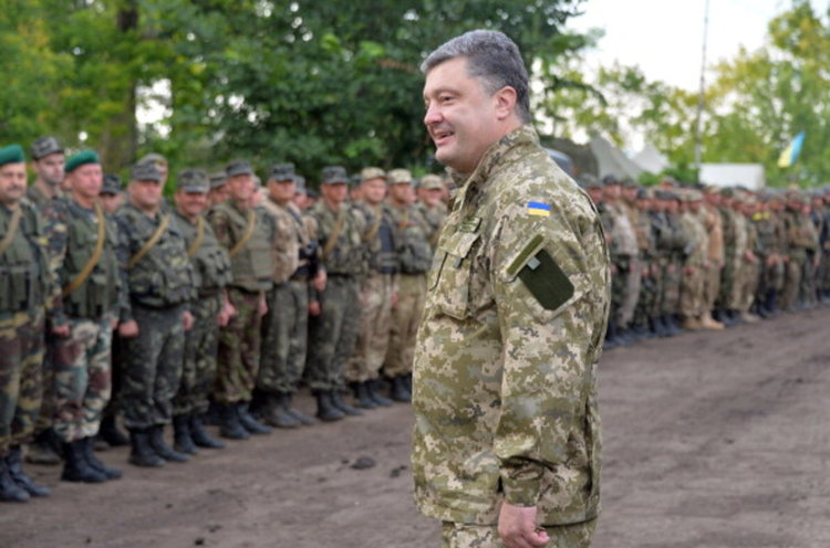 Украйна трупа военна мощ на границата, Радата скъса договора за дружба с Русия