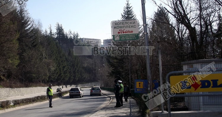 Възрастна пешеходка е с комоцио в болницата в Смолян, внезапно изскочила на пътя