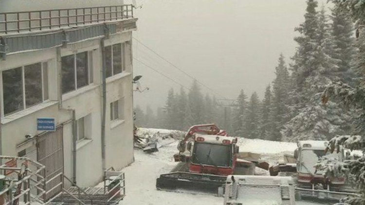 Група с 40 деца остана блокирана на Витоша