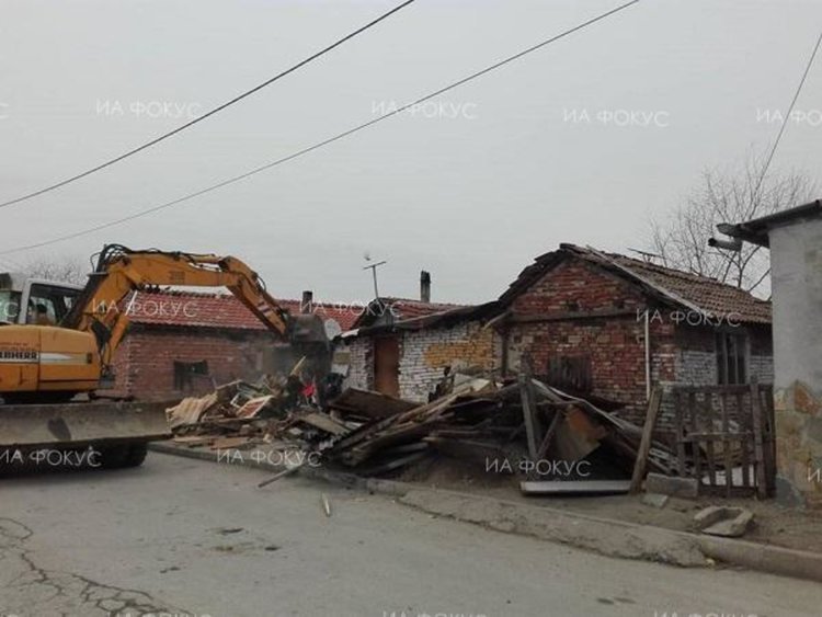 Командоси излизат на протест във Войводиново