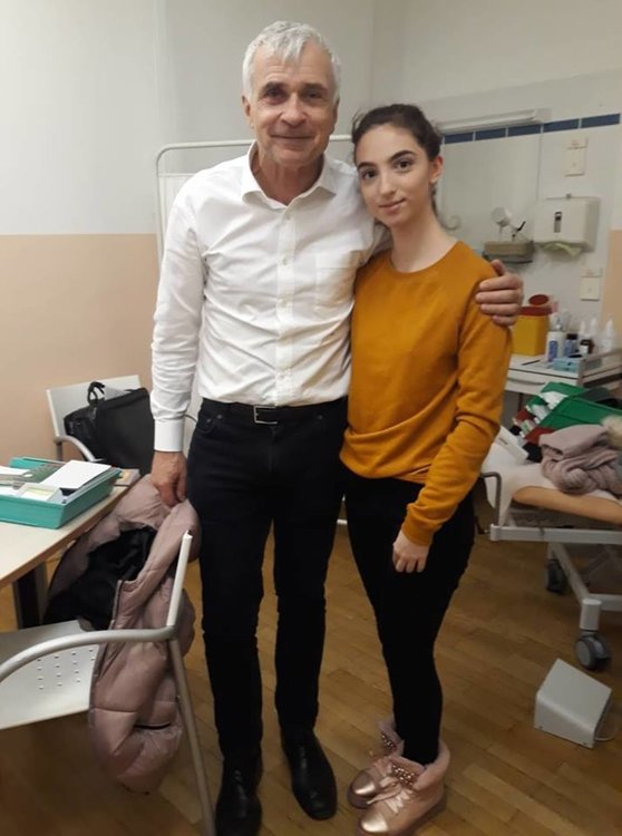 Ади се възстановява след операцията във Виена, очаква се да се върне  в България