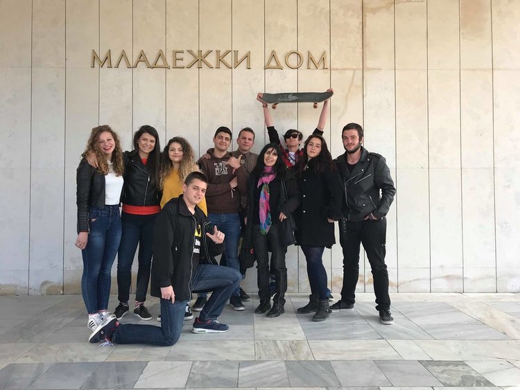 Две награди за талантите на Езиковата гимназия от Националния театрален фестивал на английски