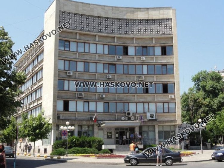 8876 фирми подадоха данъчни декларации, за гражданите остава месец