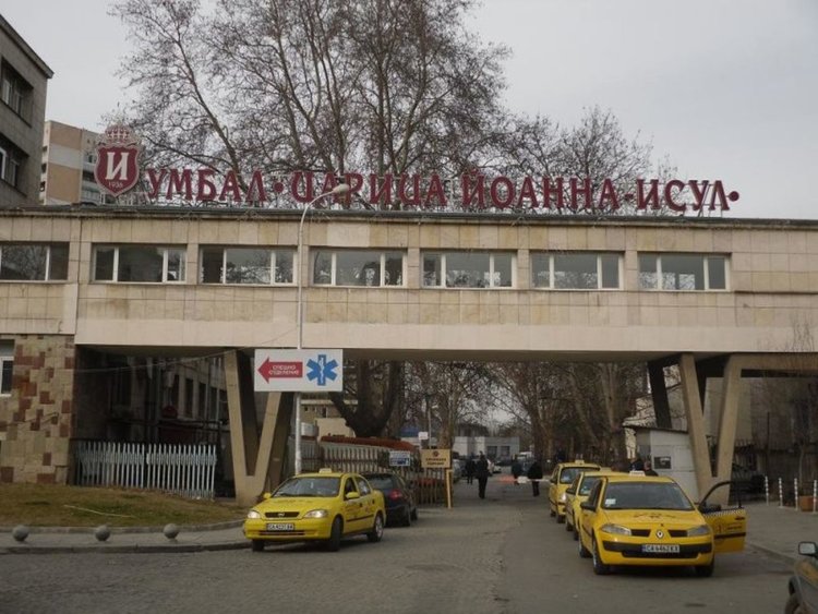 Опашки в болниците след усложнения от грип