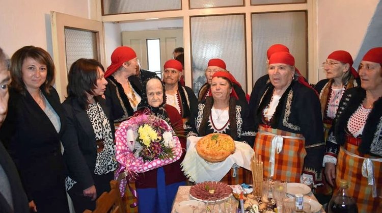 Баба Стойка от Малево стана на 100 години