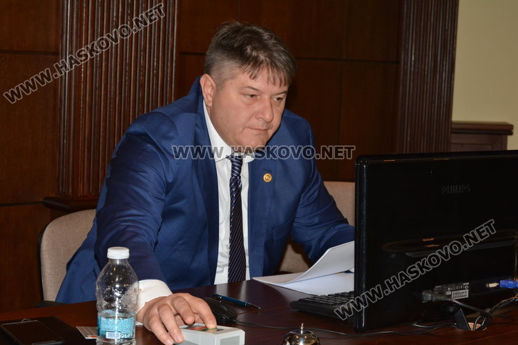 Митко Полихронов на крачка от парламента