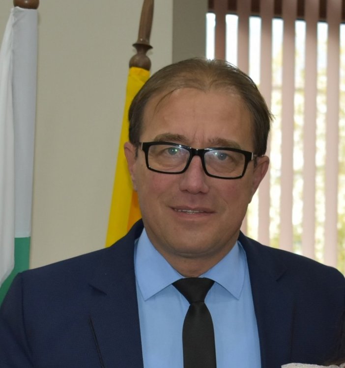 Емил Караиванов: Да ценим доброто у хората и не забравяме протегнатата в нужда ръка!