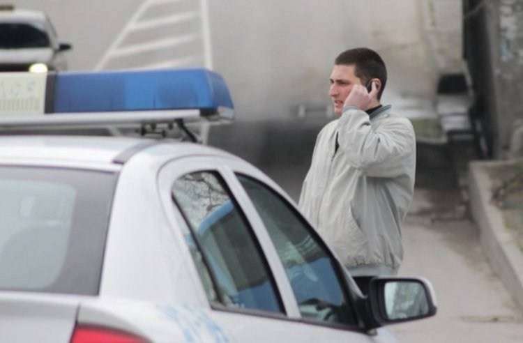 16-годишно момче стана жертва на телефонна измама, Чепеларе два дни под телефонен тормоз