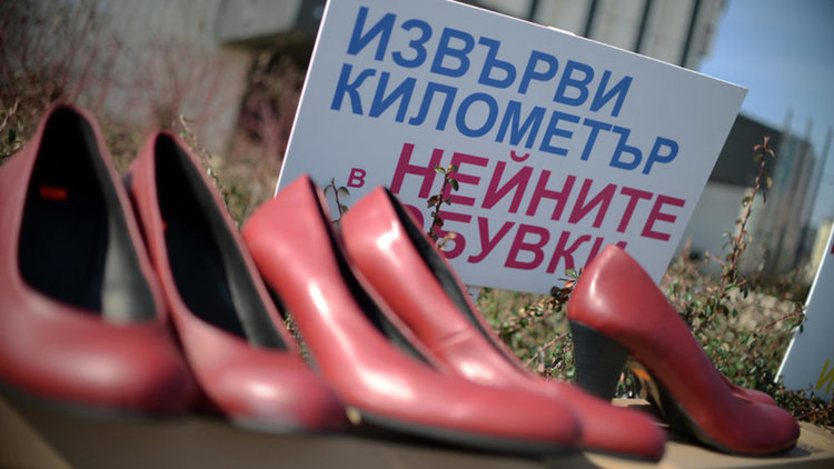 Да забраниш абортите, за да увеличиш населението, е откровен фашизъм