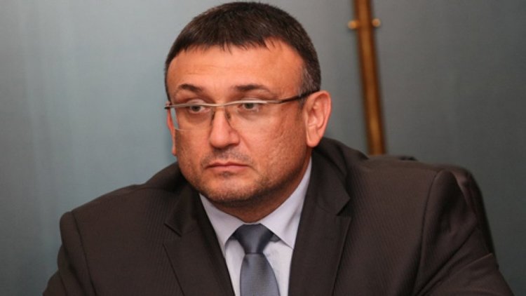 Атаката на НАП: Младен Маринов призна, че е засегната националната сигурност