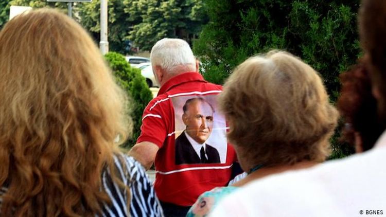 Лъжата за хубавия живот в НРБ