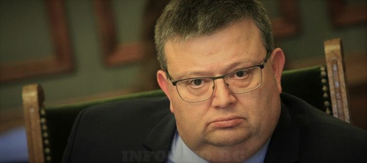 Хиляди кибератаки дневно срещу банките у нас