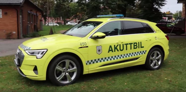 Само в Норвегия: Audi e-tron стана линейка 
