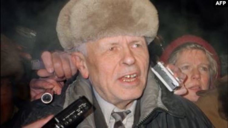  "Винаги съм мечтал за този ден". Когато започнаха да свалят портретите на Путин