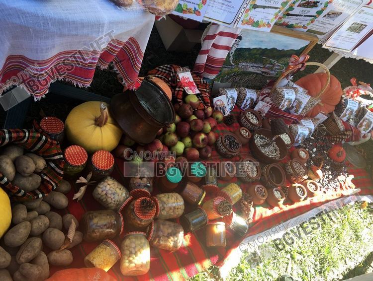 Цяло село стяга фасулевия курбан за празника на Смилянския боб тази събота