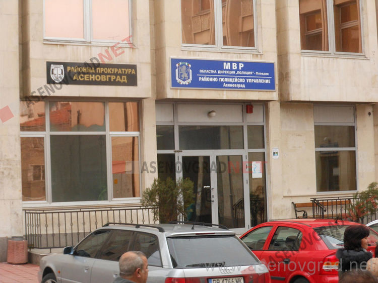15-годишен задържан в РУ – Асеновград за грабеж 