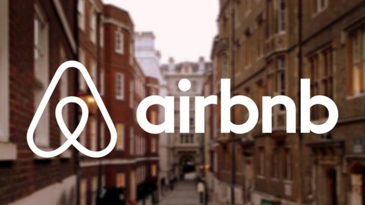 Управляващите взеха на мушка Booking и Airbnb