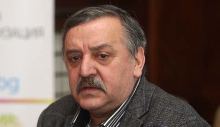 Проф. Кантарджиев предупреждава за опасен респираторен вирус в София