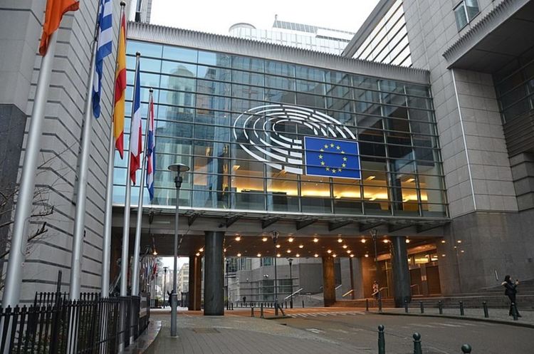 Преговорите между Лондон и Брюксел под въпрос заради коронавируса
