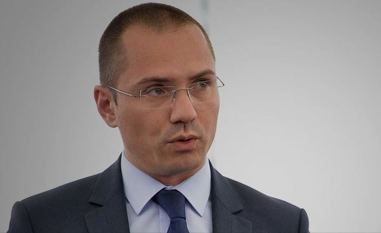 Джамбазки събира доброволци да помагат на възрастните българи