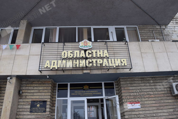 Млад мъж , контактувал със семейството от Ардино е петият поред заразен ,обявиха от Областния кризисен щаб