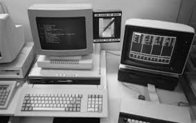 Заради новия коронавирус рязко нарасна търсенето на Cobol програмисти