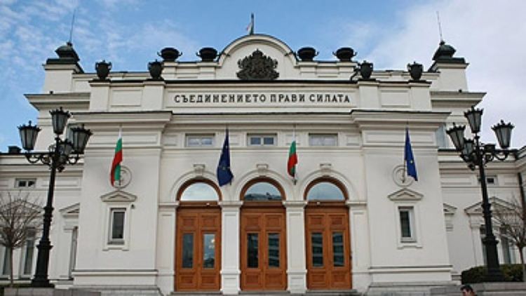 9% ДДС за печатни учебници и книги, за фитнес и спортни зали предлагат от Воля
