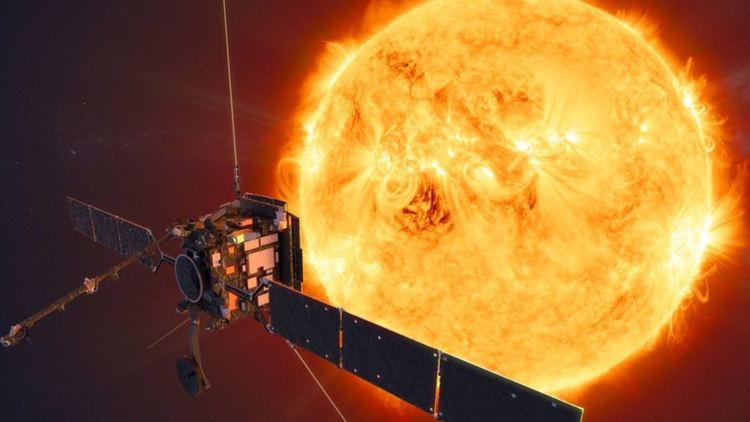 Европейската сонда Solar Orbiter се доближи за първи път до Слънцето