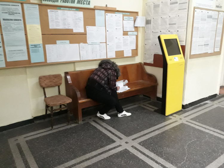 587 са новорегистрираните безработни през септември в областта