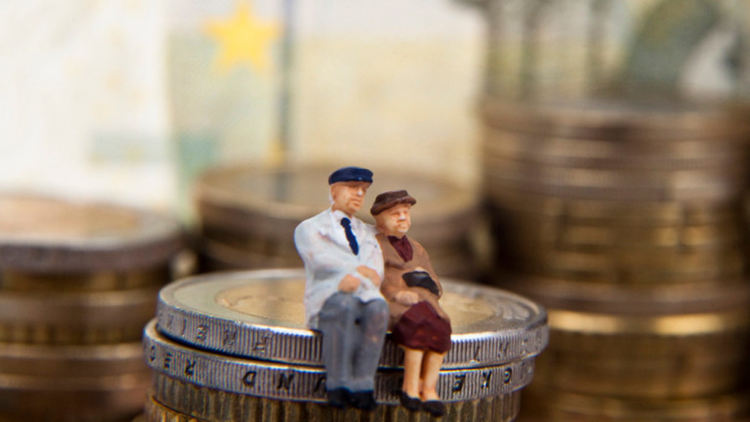 Пенсионните дружества отчетоха третото тримесечие - положителна доходнoст и нарастващи активи