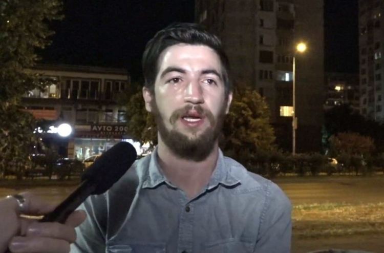 Двама задържани след обстрел с яйца на здравния министър