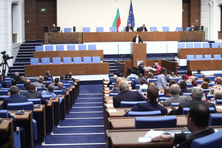 184 910 български граждани са подали заявление за получаване на статут на уседналост във Великобритания