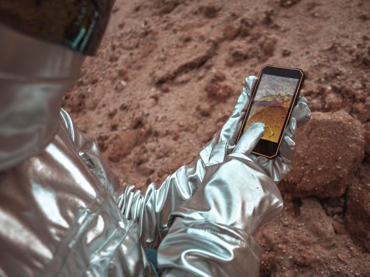НАСА потвърди, че ще изгражда 4G мрежа на Луната