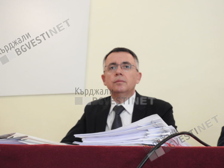Кметът поздрави кърджалийци за празника на града,отчете 38 млн.лв привлечени евросредства за година