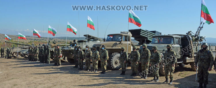 Военно учение по време на пандемия