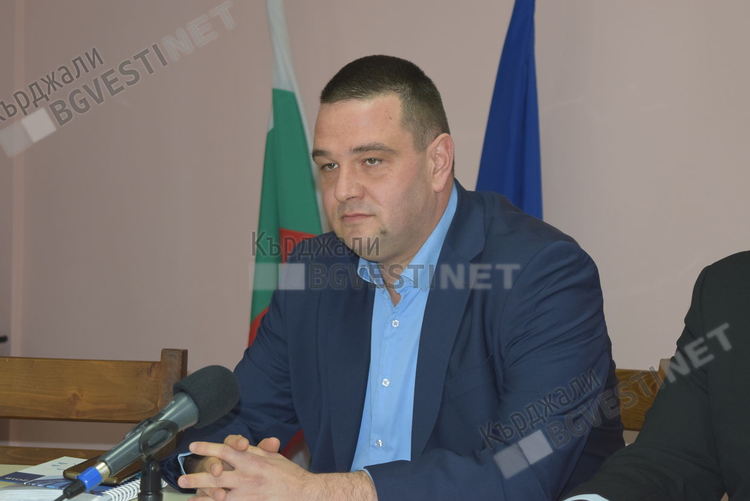 Никола Чанев: Кметът готви данъчен пир по време на чума!