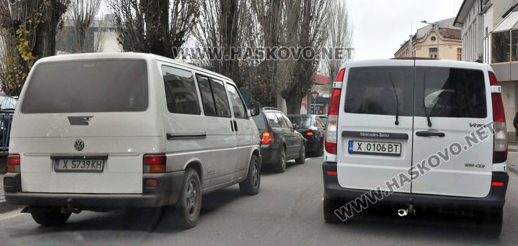Предпразнично задръстване от коли в Хасково