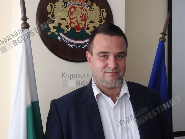 Областният управител отправи публична покана за консултации за Районна избирателна комисия