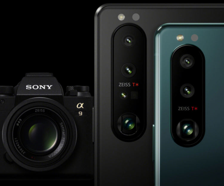 Sony въвежда иновации с три нови смартфона Xperia