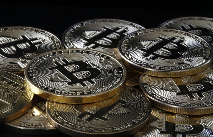 Биткоинът изведнъж се срина до $47,5 хиляди