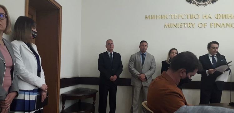 Новият шеф на НАП - експерт по данъчна политика, законодателство, защита на националната сигурност и бодибилдинг