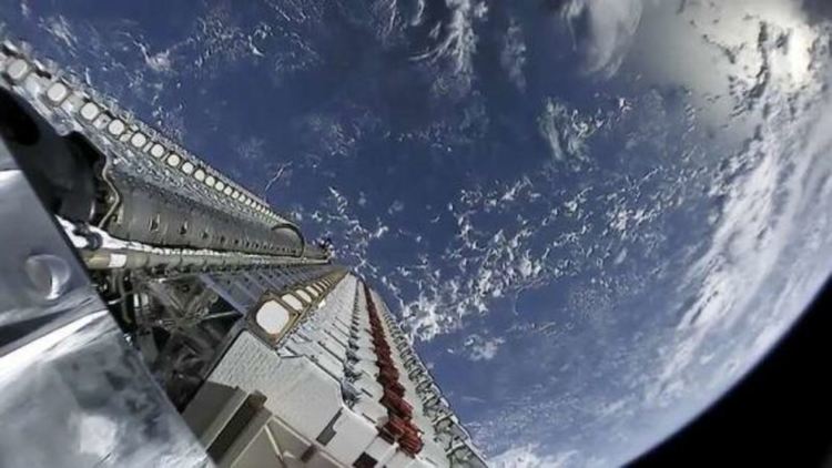 Сателитите Starlink и OneWeb за малко да се сблъскат