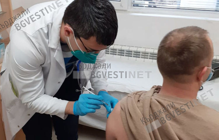 Броят на ваксинираните в областта срещу коронавируса надхвърли 24 000 души