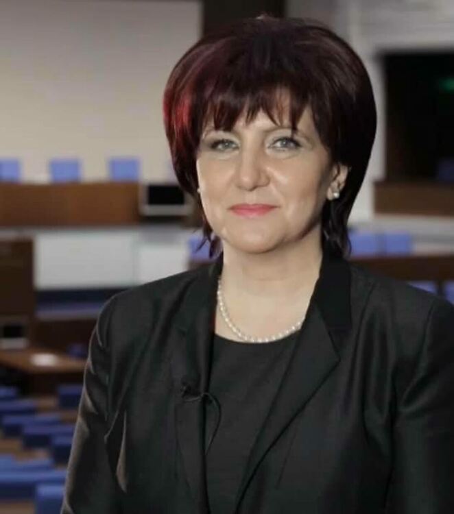 Цвета Караянчева благодари на избирателите, не се поддали на натиска и изнудването