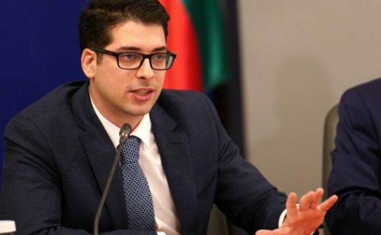 Пеканов: Парите по плана за възстановяване са под въпрос, ако няма редовно правителство