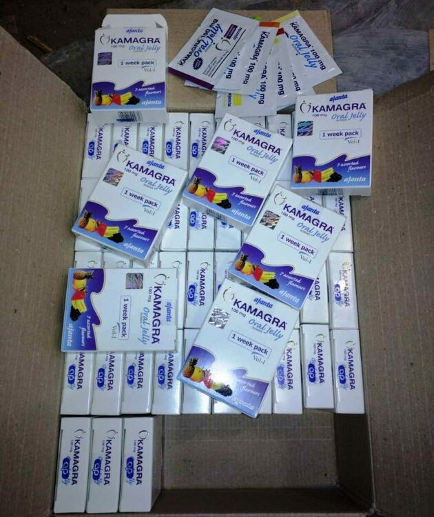 Спипаха незаконни хапчета за полова мощ
