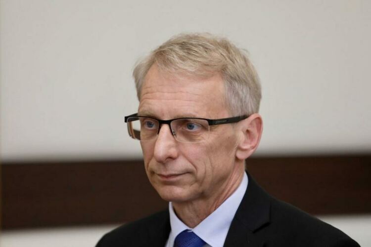 Денков: Няма да има задължителна имунизация срещу COVID-19 зa учителите
